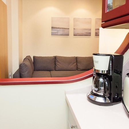 Centrally Located Studio In Athens! Lägenhet Exteriör bild
